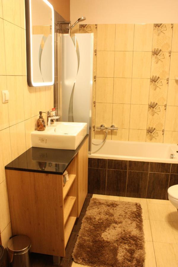 Urban City Apartments Varşovia Exterior foto